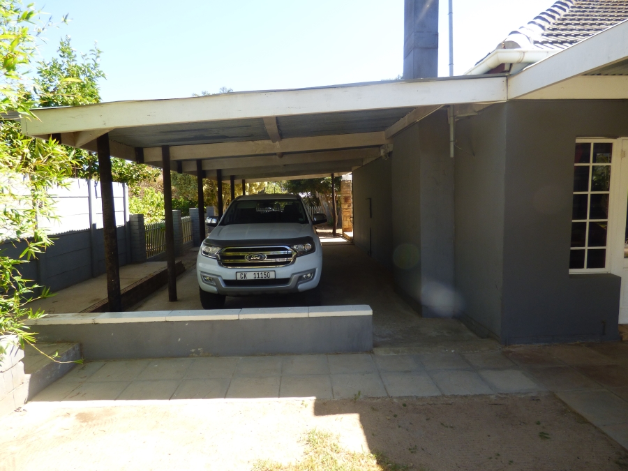 4 Bedroom Property for Sale in Darling Western Cape